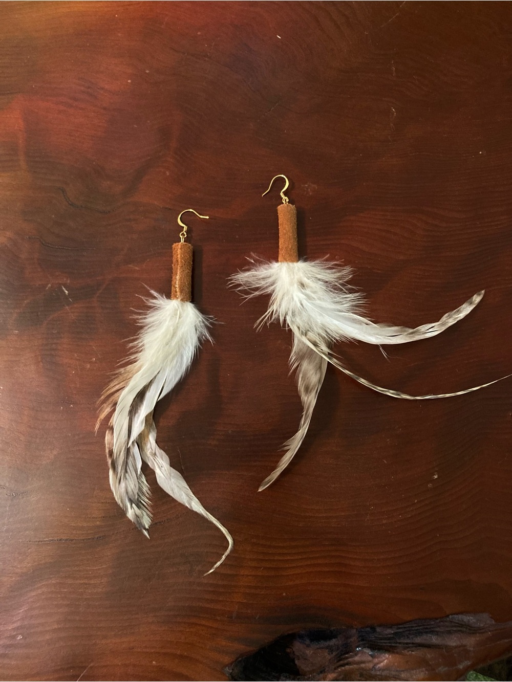 Natural Feather & Genuine Leather Extra-Long Earrings – Gold-Plated Hooks - Picture 4 of 5